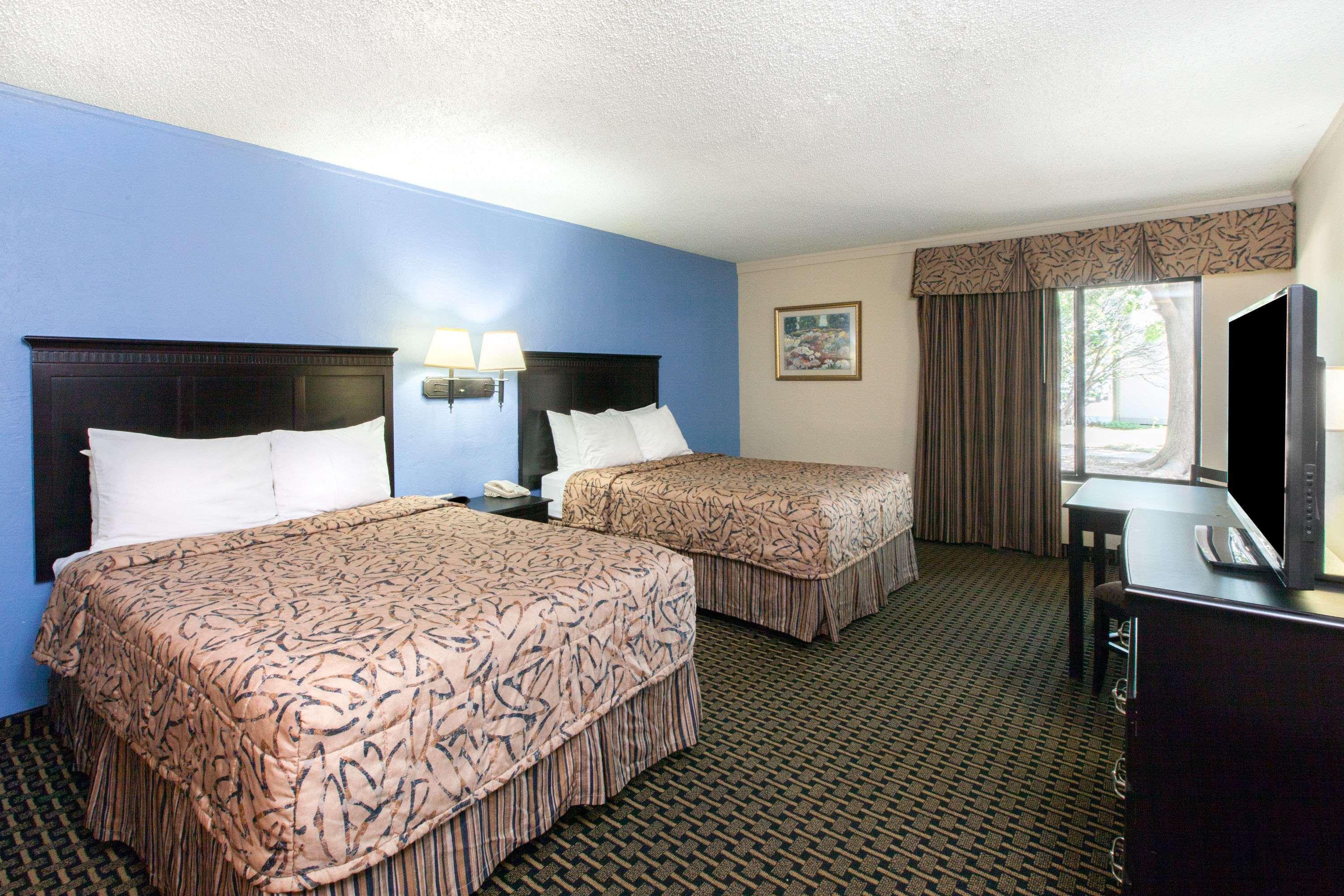 Hotel Days By Wyndham Norman