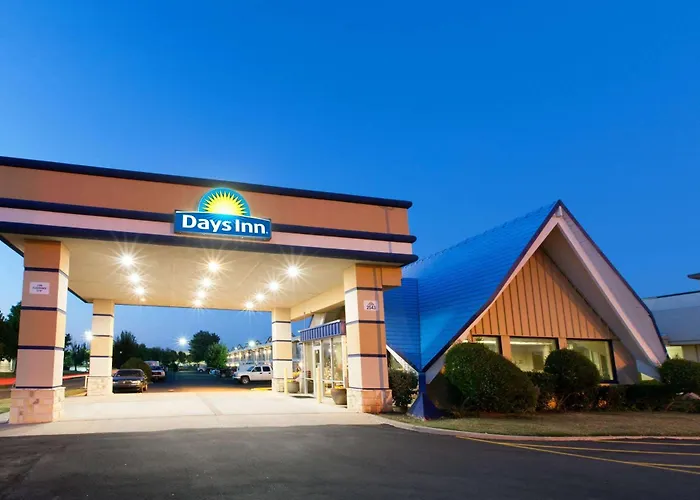 Days Inn By Wyndham Norman